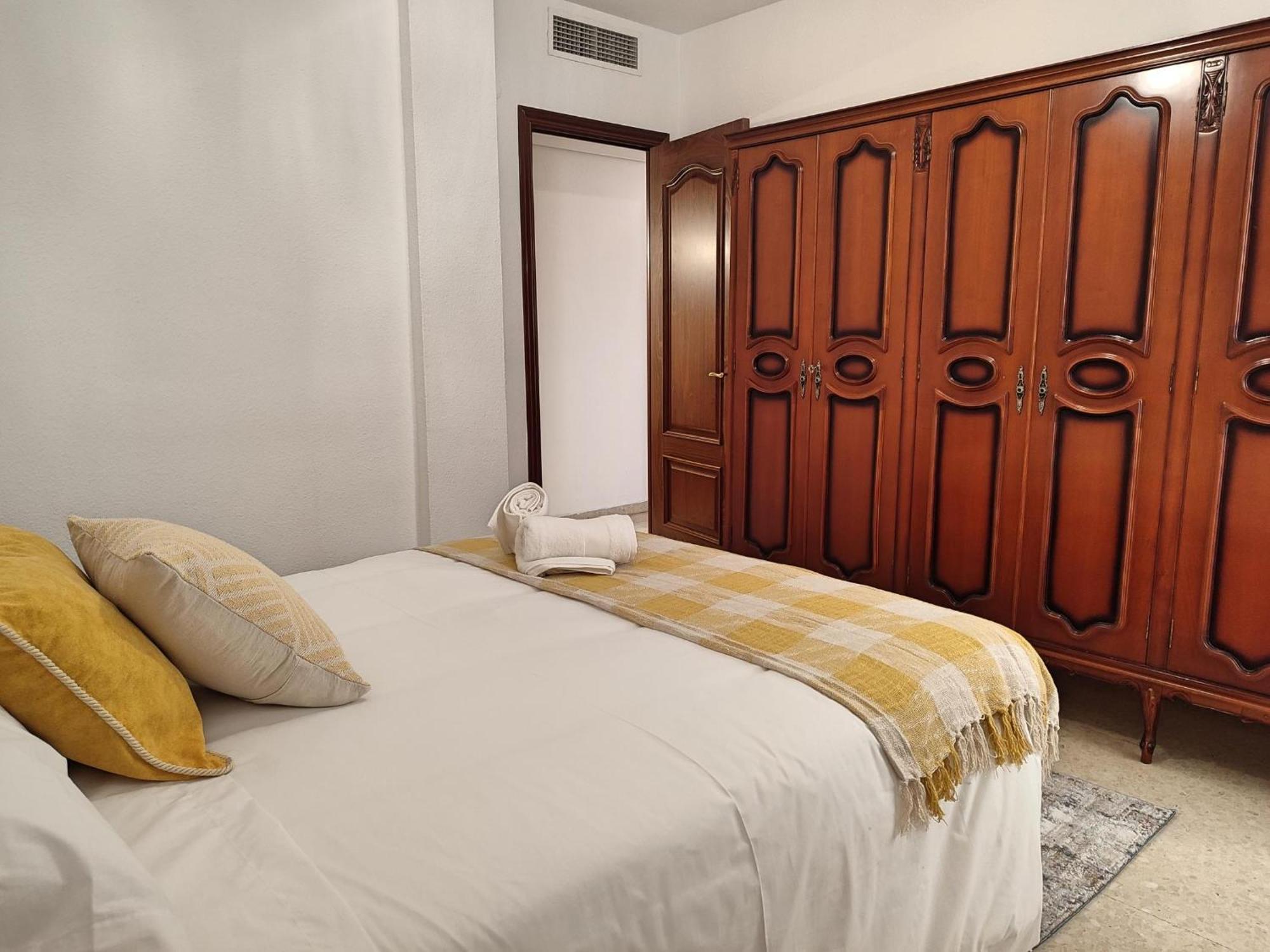 Centrico Apartamento Jardines De Vallellano Cordoba Room photo