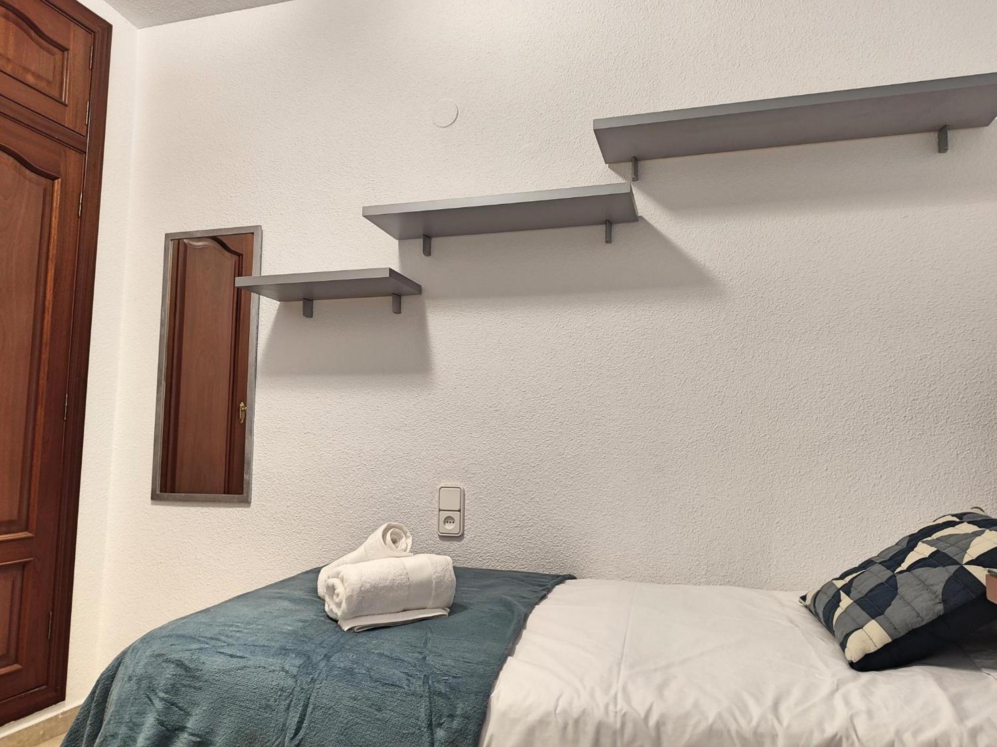 Centrico Apartamento Jardines De Vallellano Cordoba Room photo